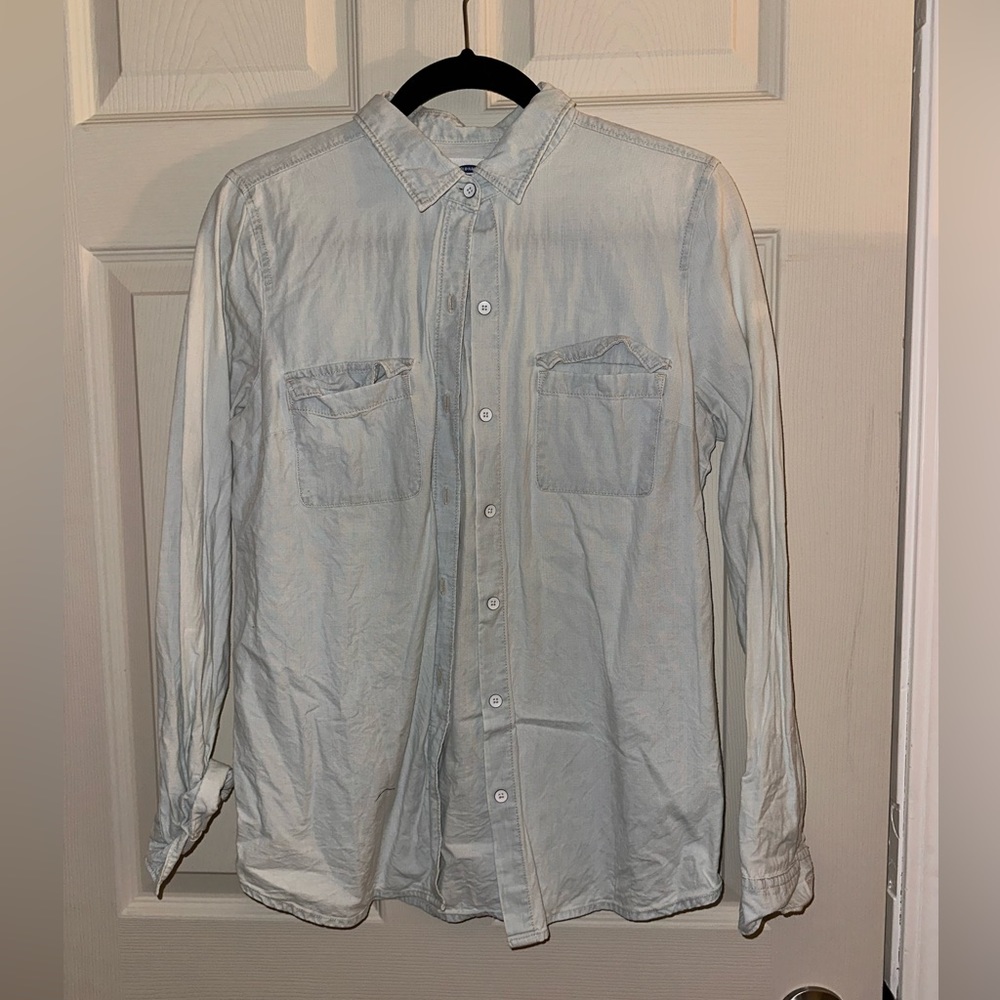 Old Navy Classic Button Down Shirt